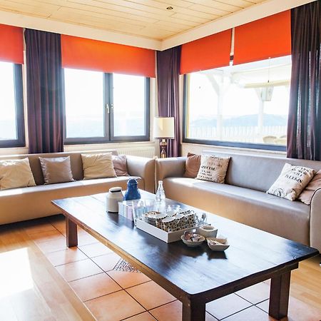 Beautiful Holidayhome With Sauna And Terrace Harscheid Exteriér fotografie
