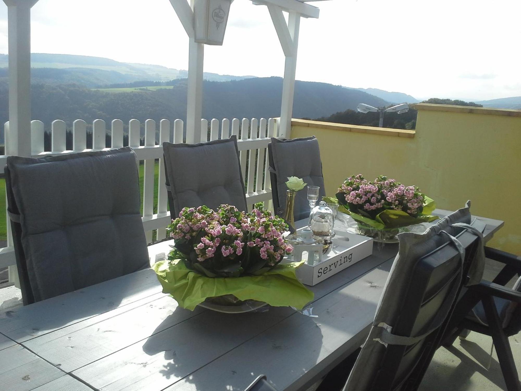 Beautiful Holidayhome With Sauna And Terrace Harscheid Exteriér fotografie